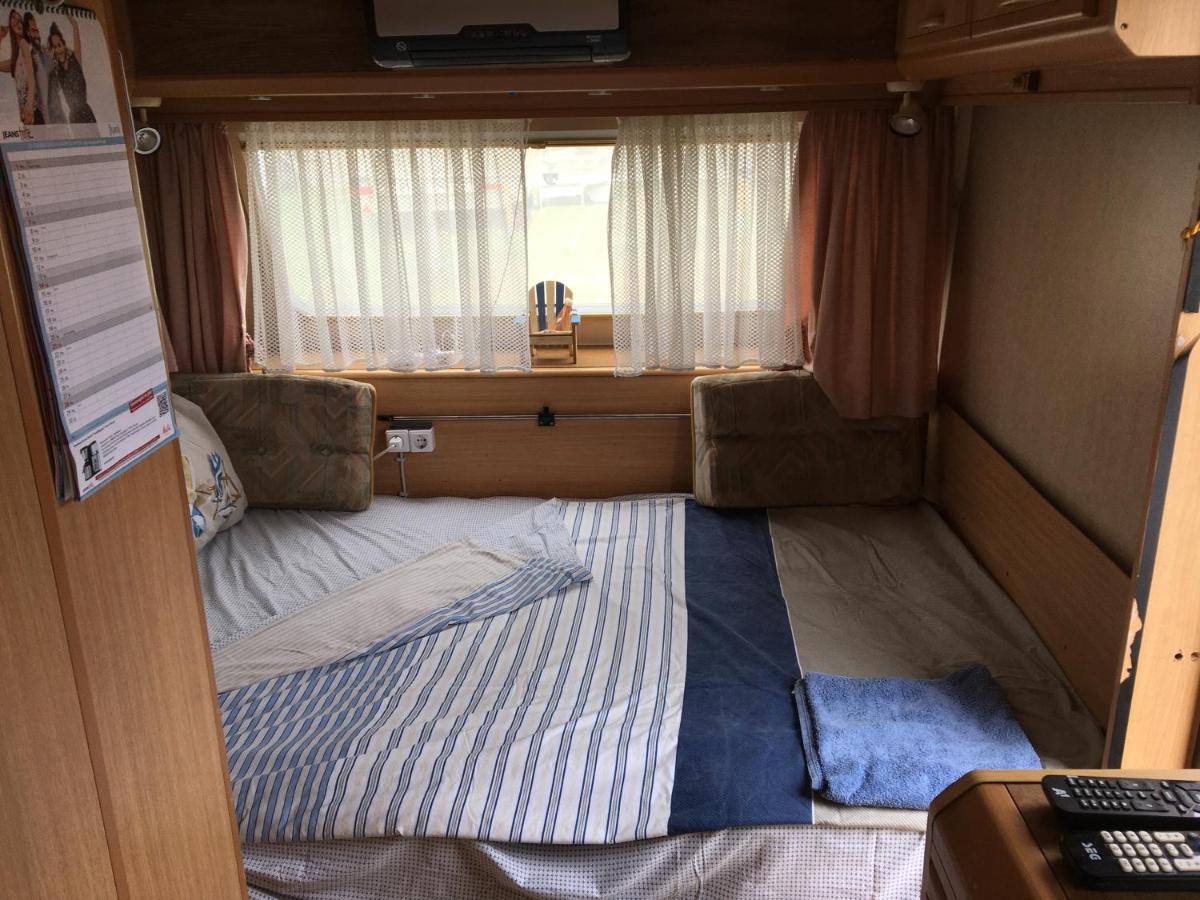 Sea Caravan/Camper On The Beach Hotel Китен Екстериор снимка